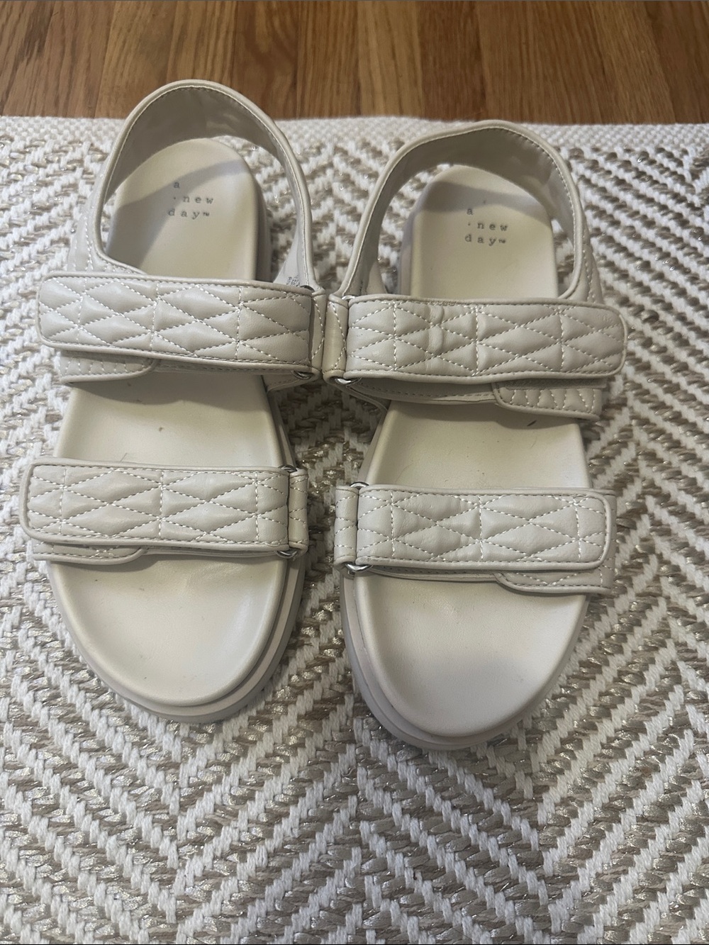 A New Day women’s Cream Quilted Strap Sandals